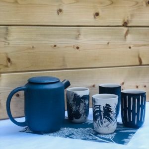 Blanc-de-Meudon_ensemble-tasses-et-theiere